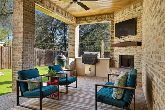 6840 Casa Loma Avenue, Dallas, TX 75214