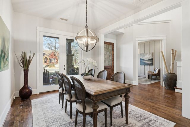 6840 Casa Loma Avenue, Dallas, TX 75214