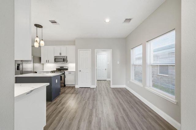 2810 Lockeridge Pines Drive, Spring, TX 77386