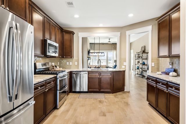 477 Hundred Oaks Parkway, Summerville, SC 29483
