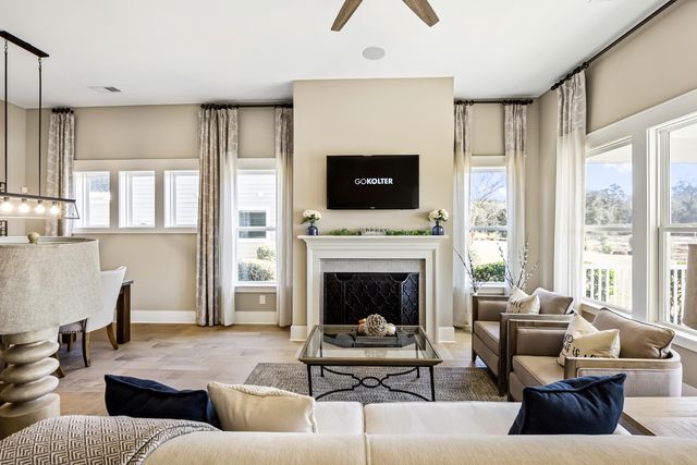 477 Hundred Oaks Parkway, Summerville, SC 29483