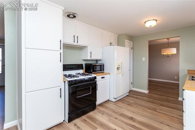 2923 Virginia Avenue, Colorado Springs, CO 80907