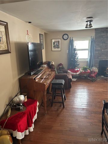 481 Poplar Avenue, Evans, NY 14006