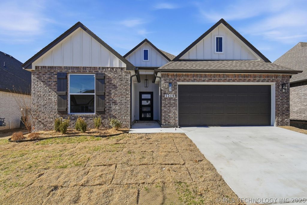 1218 N Elder Avenue, Broken Arrow, OK 74012