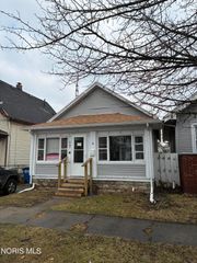 847 Clark Street, Toledo, OH 43605
