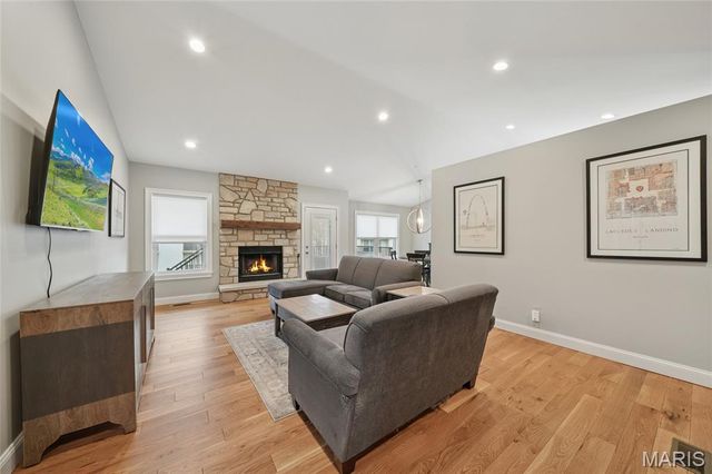 3705 Olsney Drive, St Charles, MO 63303