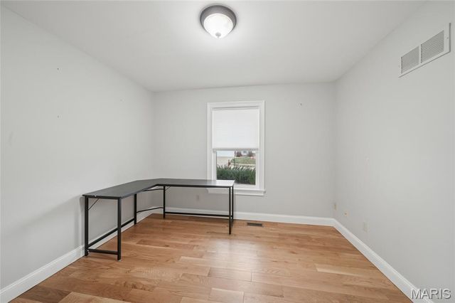 3705 Olsney Drive, St Charles, MO 63303