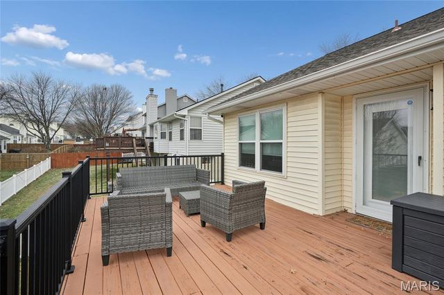 3705 Olsney Drive, St Charles, MO 63303