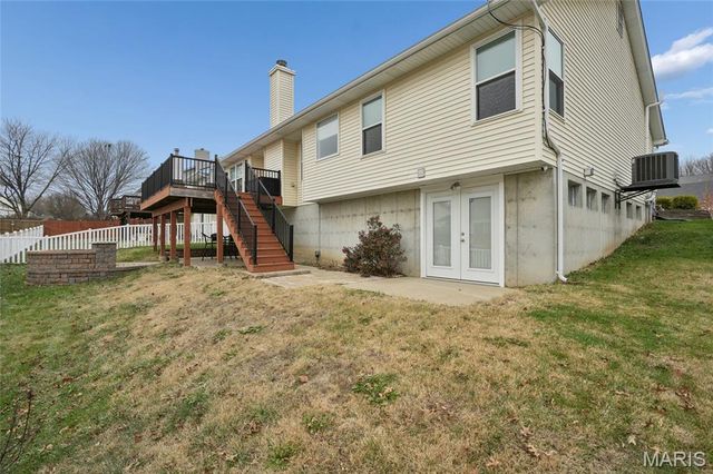 3705 Olsney Drive, St Charles, MO 63303