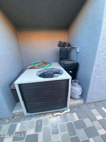 2330 S Eno Avenue, Apache Junction, AZ 85119