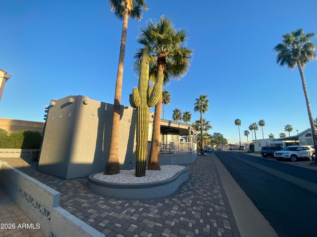 2330 S Eno Avenue, Apache Junction, AZ 85119