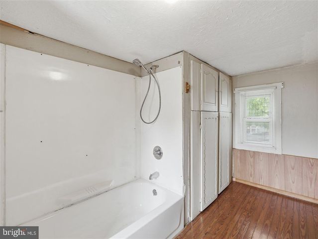 814 TRITAPOE DR, Knoxville, MD 21758