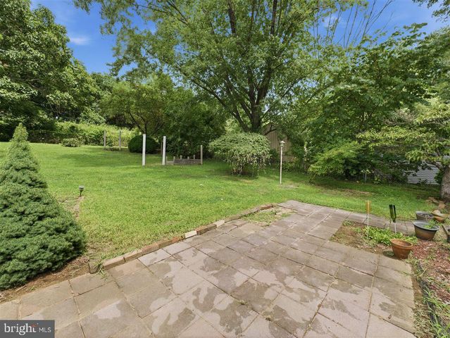 814 TRITAPOE DR, Knoxville, MD 21758