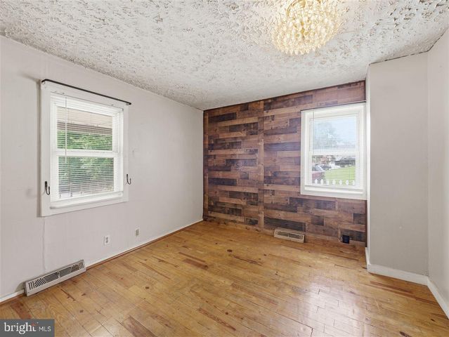 814 TRITAPOE DR, Knoxville, MD 21758