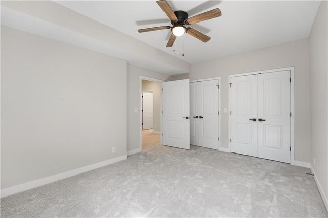 217 NW Orchard Court, Lee's Summit, MO 64063