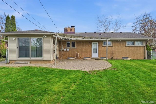 7439 Carrousel Boulevard, Westland, MI 48185