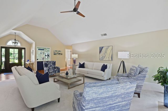 6 Governors Ln, Hilton Head Island, SC 29928