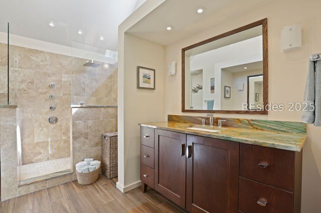 6 Governors Ln, Hilton Head Island, SC 29928