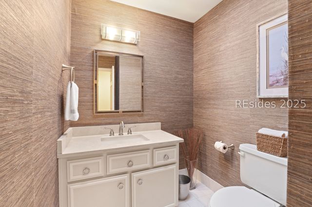 6 Governors Ln, Hilton Head Island, SC 29928