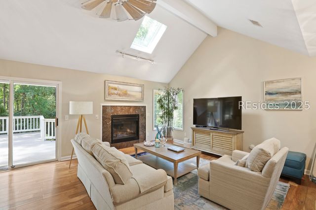 6 Governors Ln, Hilton Head Island, SC 29928