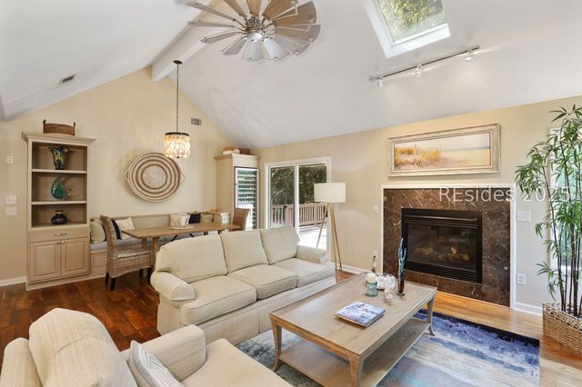 6 Governors Ln, Hilton Head Island, SC 29928