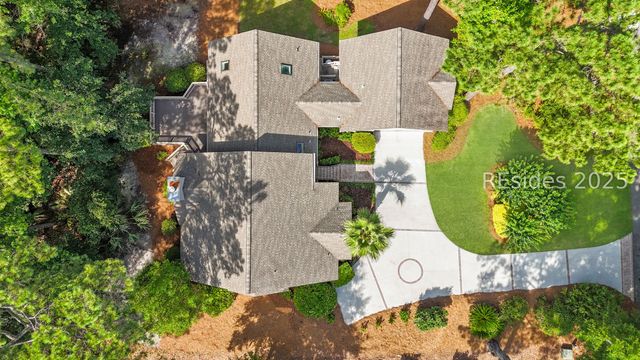 6 Governors Ln, Hilton Head Island, SC 29928