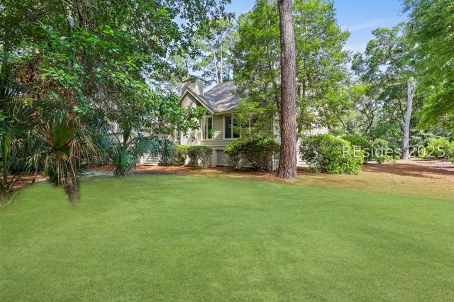 6 Governors Ln, Hilton Head Island, SC 29928