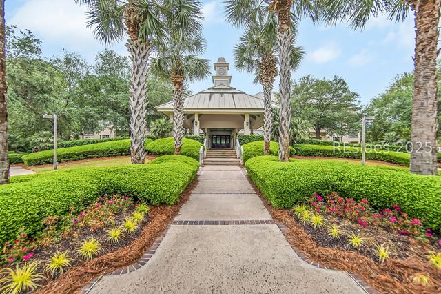 6 Governors Ln, Hilton Head Island, SC 29928