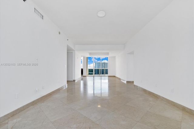 15901 Collins Ave 904, Sunny Isles Beach, FL 33160