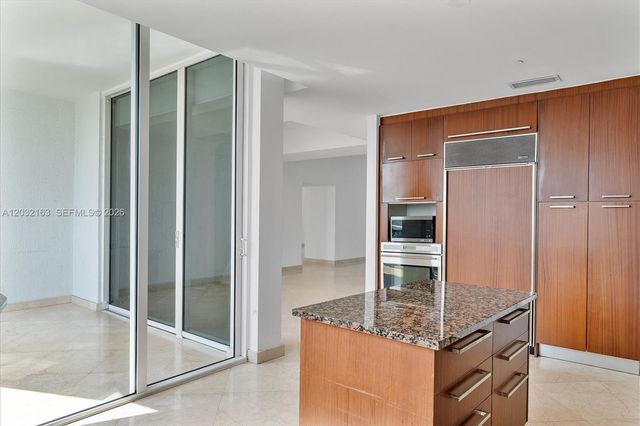 15901 Collins Ave 904, Sunny Isles Beach, FL 33160