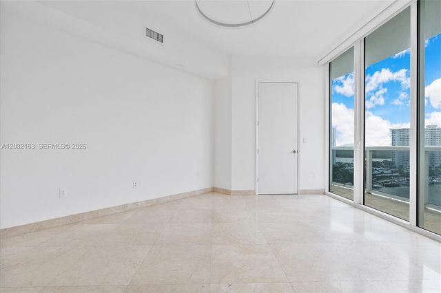 15901 Collins Ave 904, Sunny Isles Beach, FL 33160