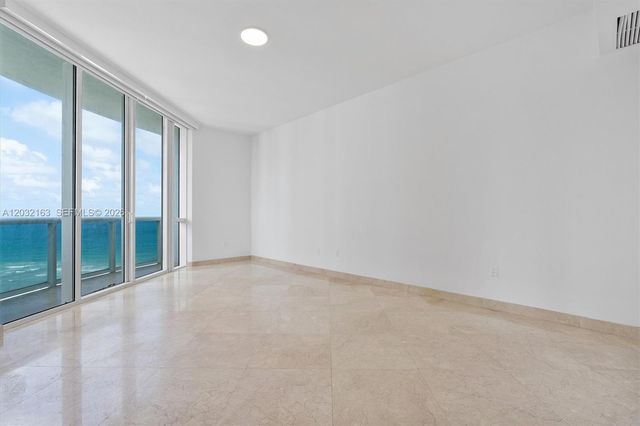 15901 Collins Ave 904, Sunny Isles Beach, FL 33160