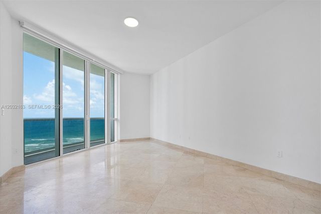 15901 Collins Ave 904, Sunny Isles Beach, FL 33160