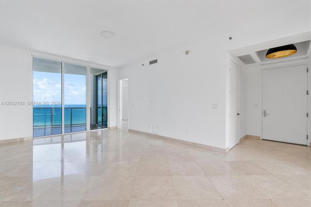 15901 Collins Ave 904, Sunny Isles Beach, FL 33160