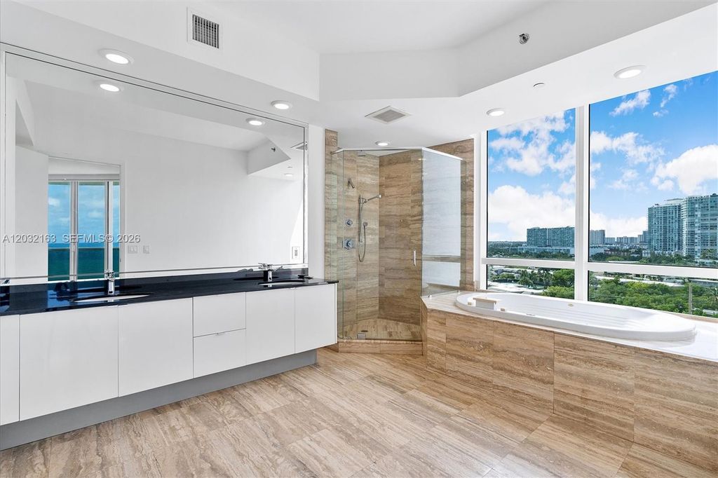 15901 Collins Ave 904, Sunny Isles Beach, FL 33160