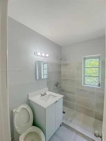 14801 Lincoln Blvd, Miami, FL 33176