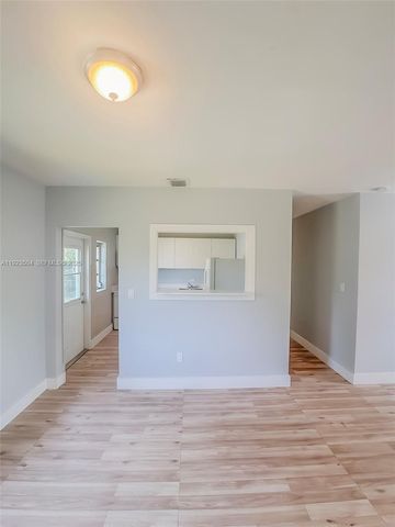 14801 Lincoln Blvd, Miami, FL 33176