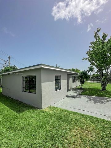 14801 Lincoln Blvd, Miami, FL 33176