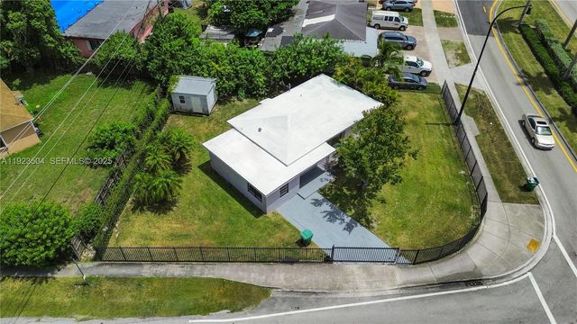 14801 Lincoln Blvd, Miami, FL 33176