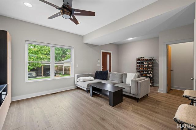 4254 McRee Avenue, St Louis, MO 63110