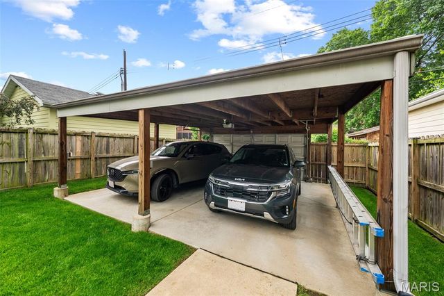 4254 McRee Avenue, St Louis, MO 63110