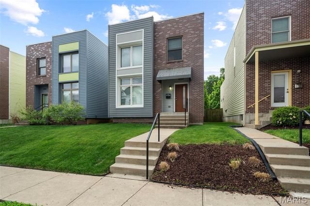 4254 McRee Avenue, St Louis, MO 63110