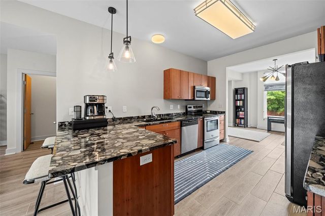 4254 McRee Avenue, St Louis, MO 63110