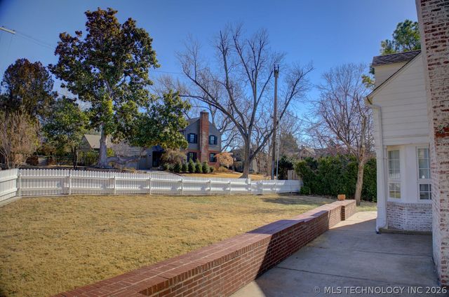 3015 S Madison Avenue, Tulsa, OK 74114