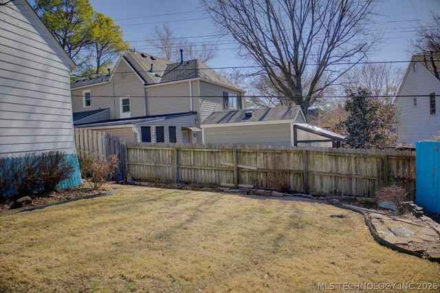 3015 S Madison Avenue, Tulsa, OK 74114