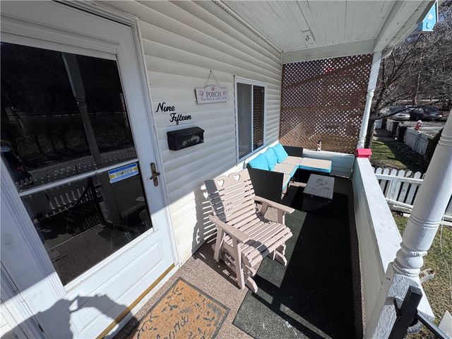 915 Evans St, New Kensington, PA 15068