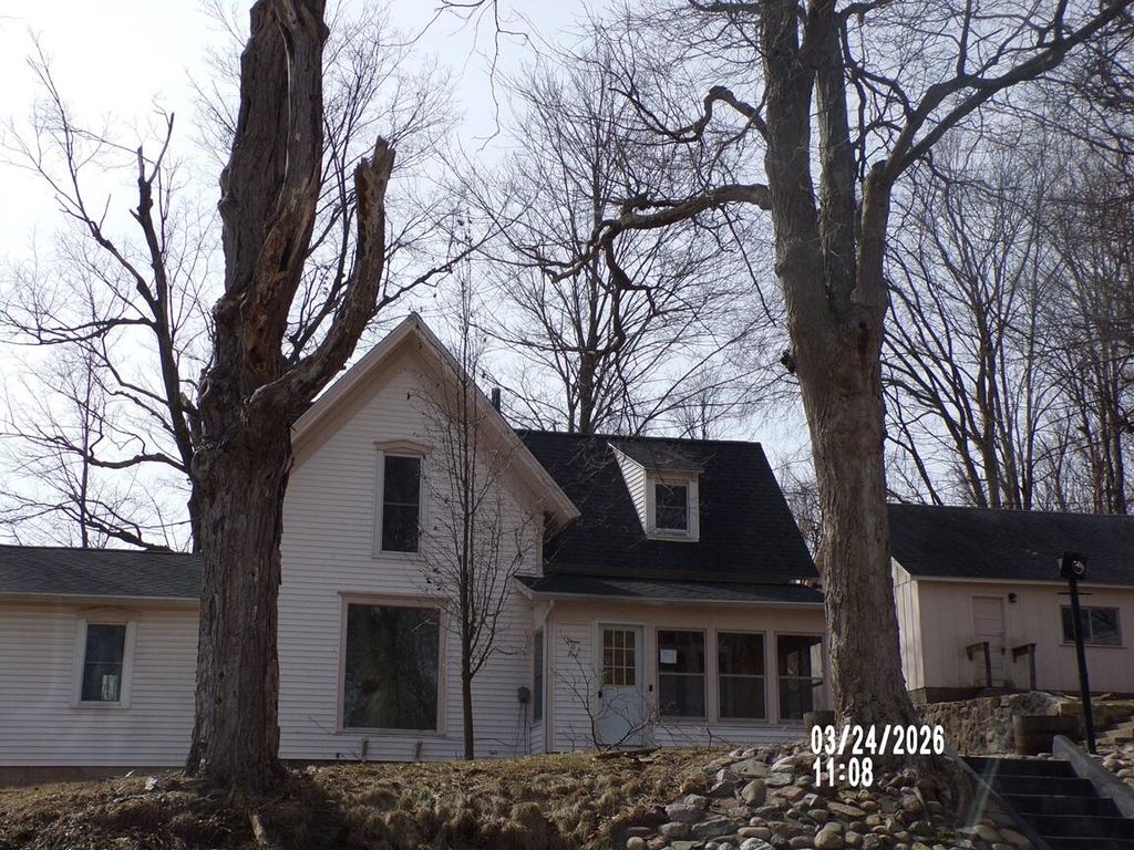 305 W Pine Street, Big Rapids, MI 49307
