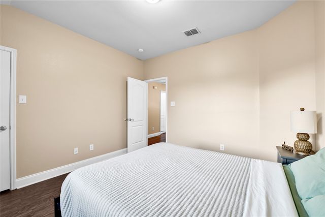 308 foxbury Drive, Euless, TX 76040