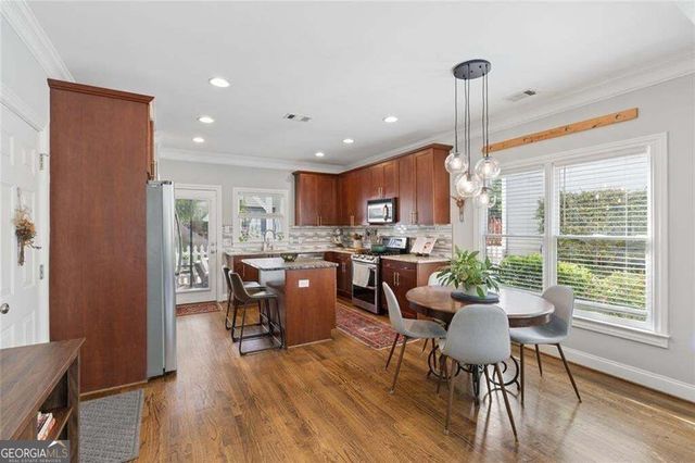 1673 Barfield Run NW, Atlanta, GA 30318
