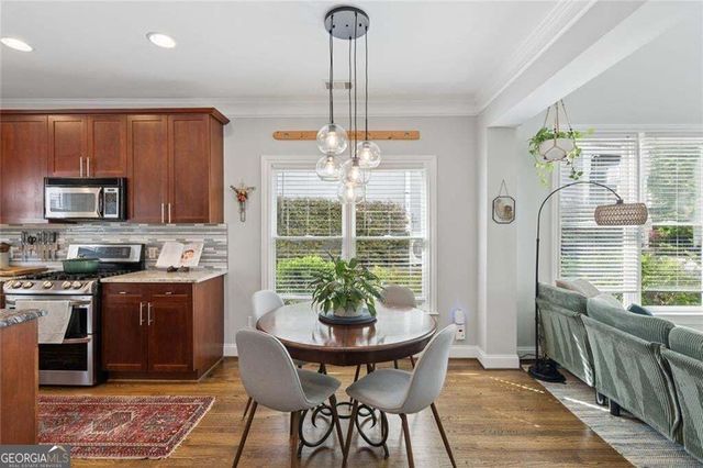 1673 Barfield Run NW, Atlanta, GA 30318